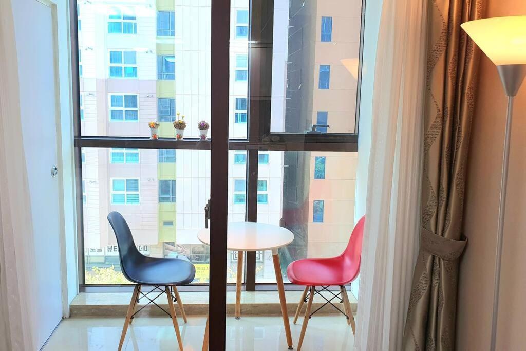Haeundai Beach 1 Cho Apartment ปูซาน ภายนอก รูปภาพ
