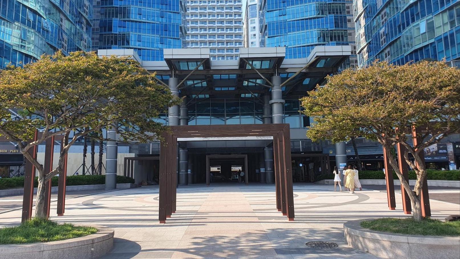 Haeundai Beach 1 Cho Apartment ปูซาน ภายนอก รูปภาพ